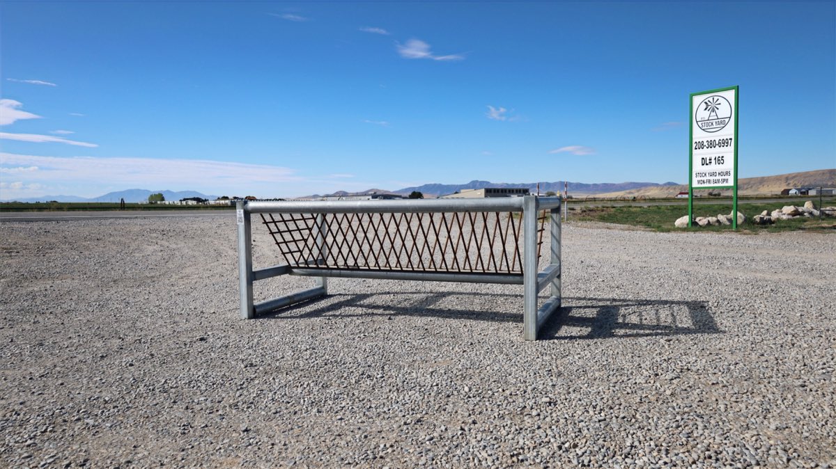 HD V-BAR GOAT FEEDER 4'X10'