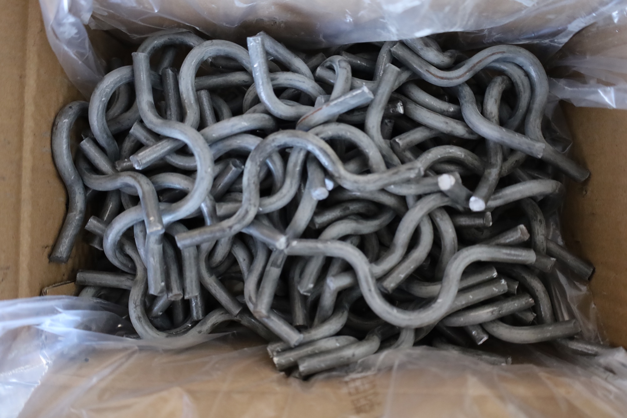 1.25" WELD-ON FENCE CLIPS